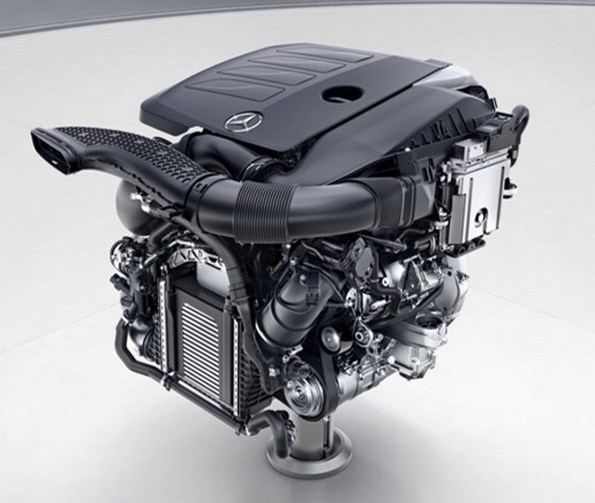 第三代 The new CLS 全車型將配置EQ Boost - 48V輕型複合動力系統，2.0升直列四缸渦輪增壓引擎將搭載驅動式啟動馬達發電機