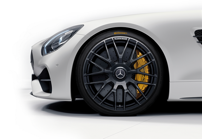 藉由德國馬牌輪胎的研發團隊，從產品研發階段與Mercedes-Benz一同發展策略，讓原廠輪胎性能更上一層樓