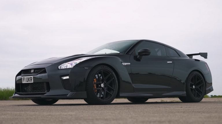 千匹R35 GT-R與Huracan有辦法在直線加速賽中擊敗Red Bull RB7 賽車嗎？？？[影片] | 癮車報