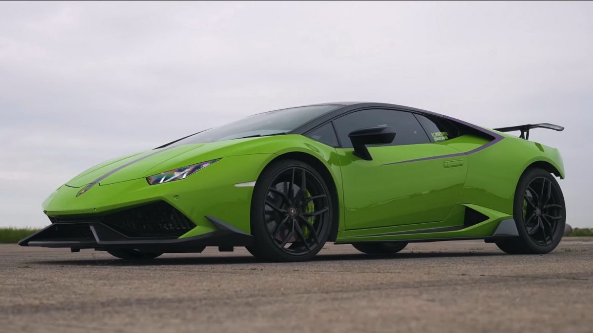 千匹R35 GT-R與Huracan有辦法在直線加速賽中擊敗Red Bull RB7 賽車嗎？？？[影片] | 癮車報